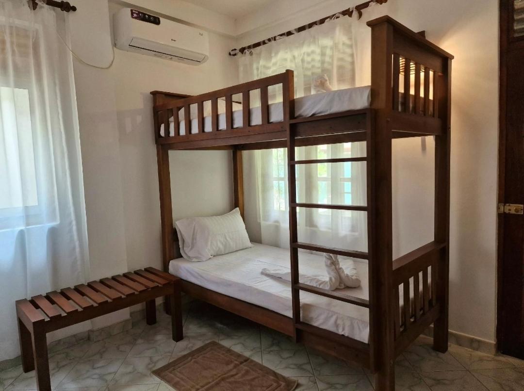 טנגלה Panorama Beach Hotel מראה חיצוני תמונה
